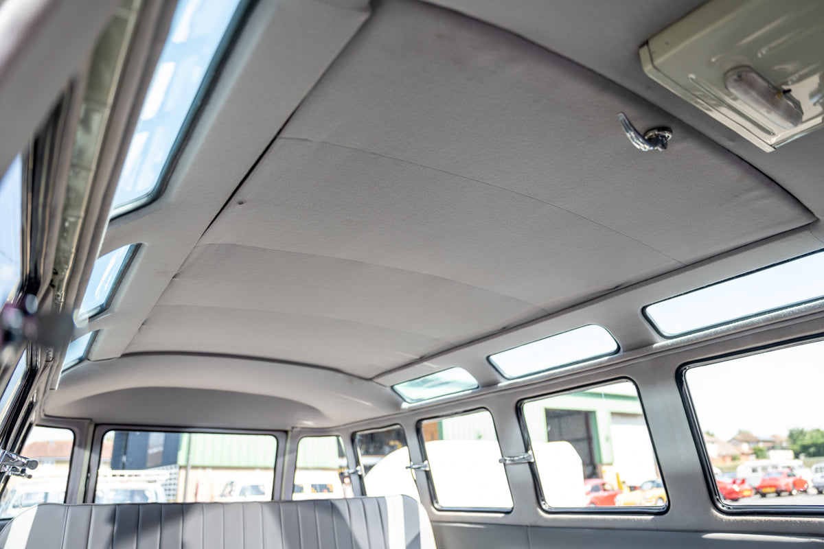 1958 23 Window Samba