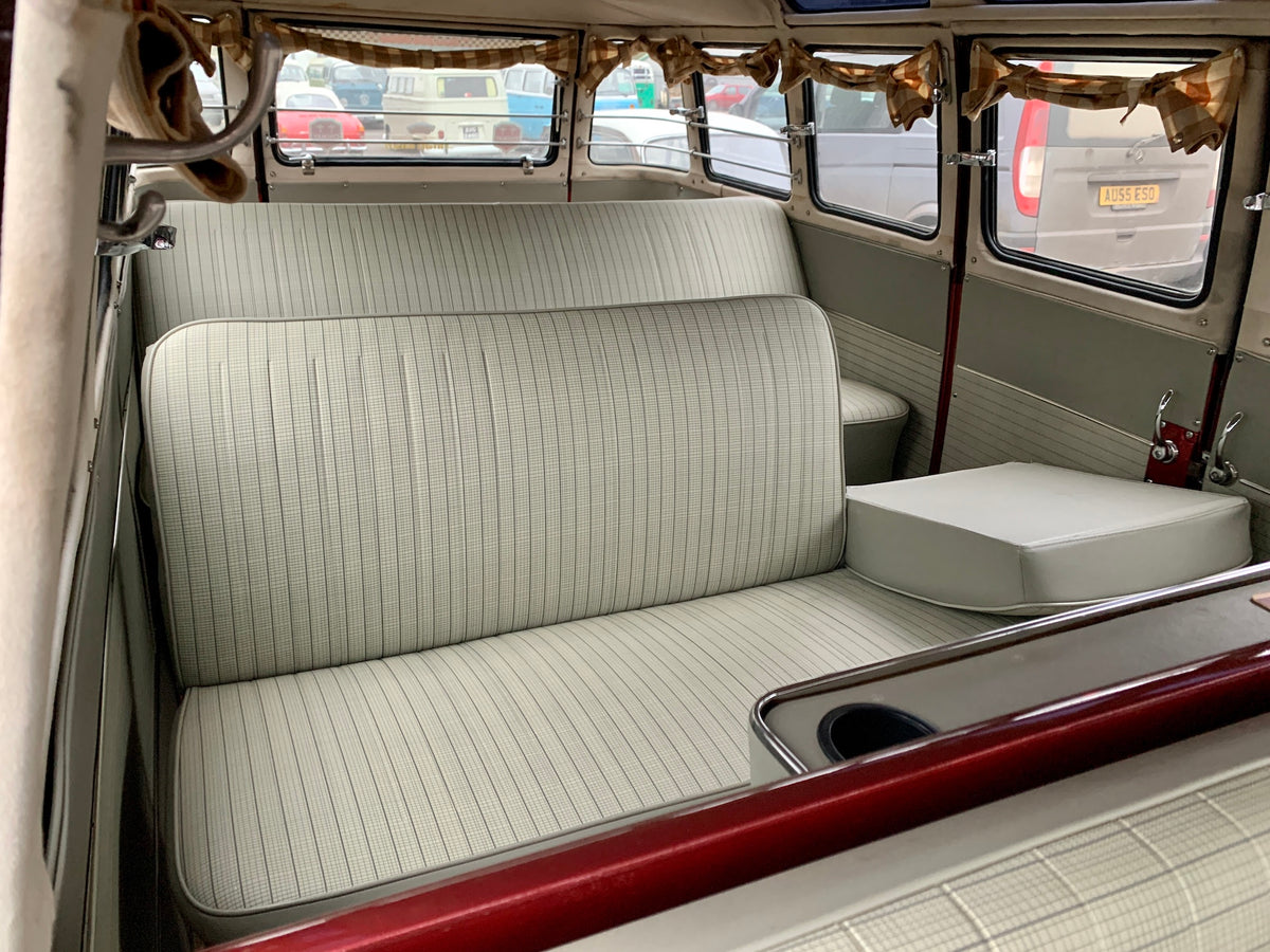 1959 23 Window Deluxe RHD Split Screen Camper Van (Samba)